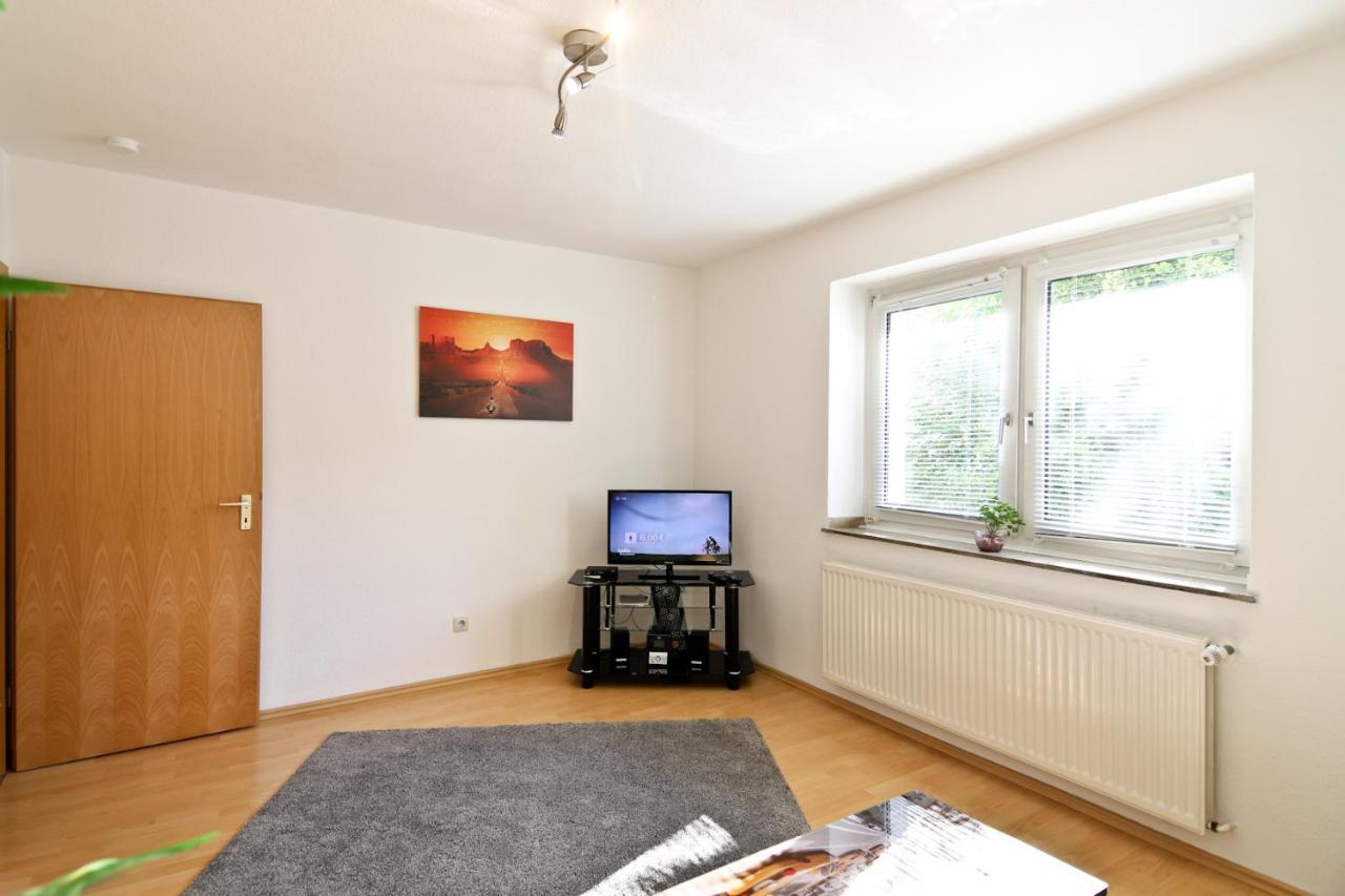 Top Ferienwohnung Veltins Arena เกลเซนเคียร์เคน ภายนอก รูปภาพ