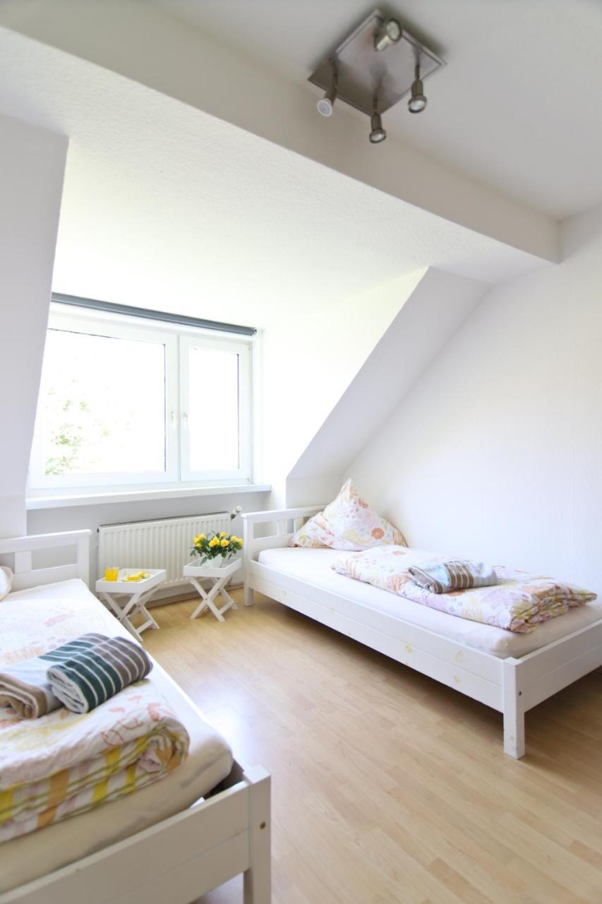 Top Ferienwohnung Veltins Arena เกลเซนเคียร์เคน ภายนอก รูปภาพ