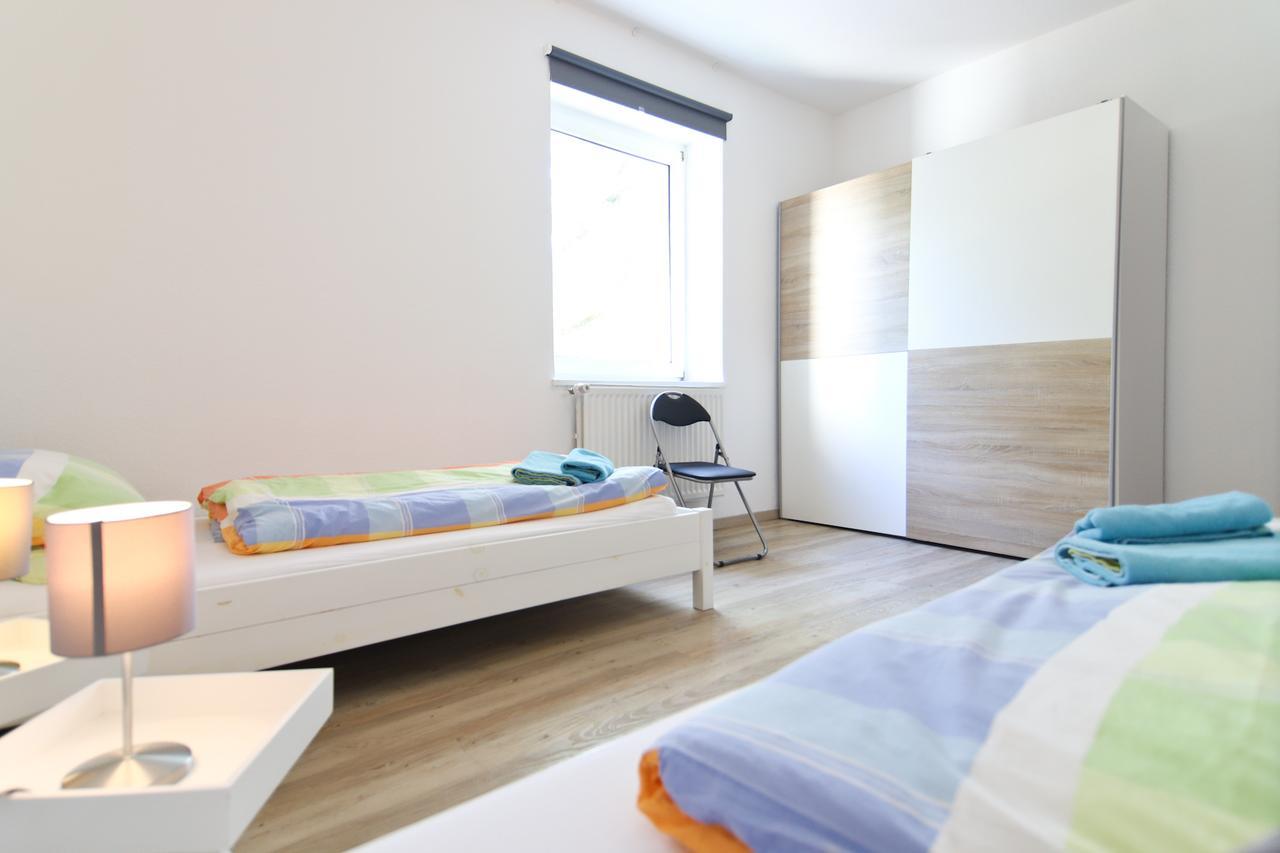 Top Ferienwohnung Veltins Arena เกลเซนเคียร์เคน ภายนอก รูปภาพ